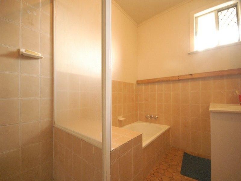 5 Barbara Street, Rangeville QLD 4350