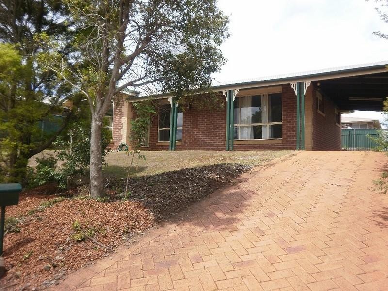 12 Lacebark Court, Glenvale QLD 4350