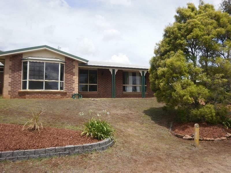 12 Lacebark Court, Glenvale QLD 4350