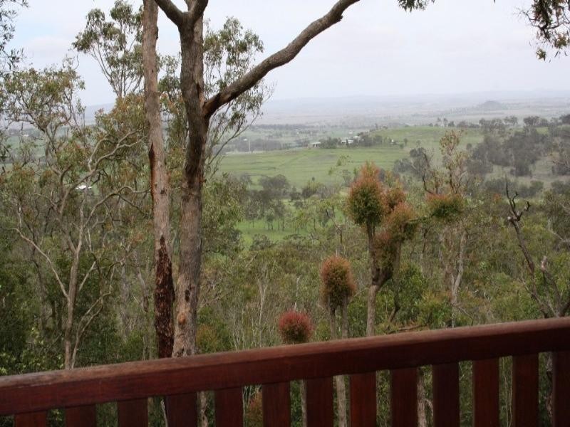 1042 Preston Boundary Road, Toowoomba QLD 4350