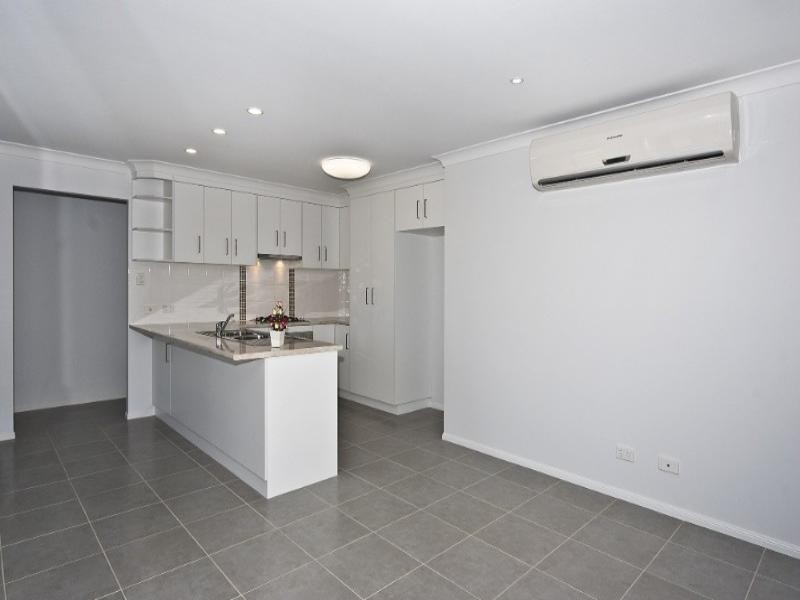 2/1A Macarthur Street, South Toowoomba QLD 4350