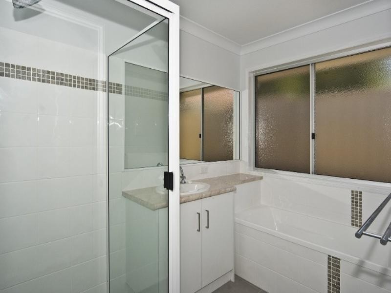 2/1A Macarthur Street, South Toowoomba QLD 4350