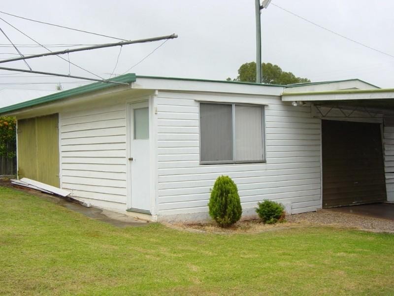 8 Lawrence Street, South Toowoomba QLD 4350