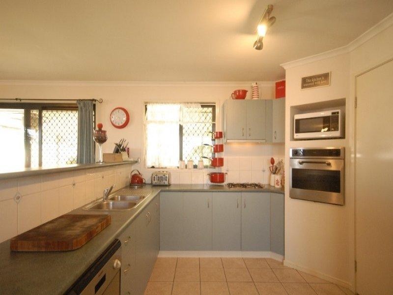 303 Greenwattle Street, Wilsonton QLD 4350