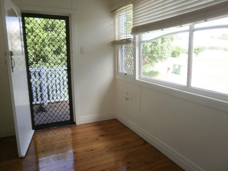 12 Jennings Street, South Toowoomba QLD 4350