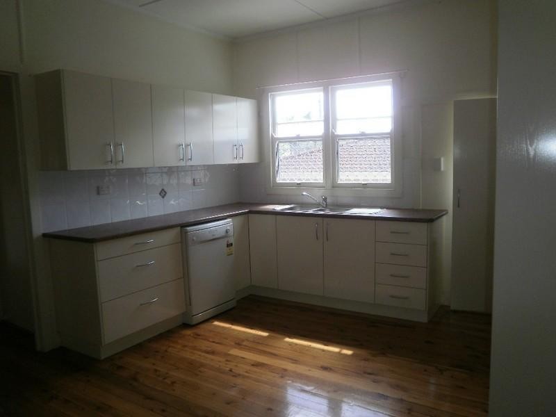 12 Jennings Street, South Toowoomba QLD 4350