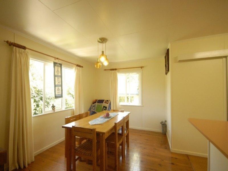 36 Hoey Street, Kearneys Spring QLD 4350