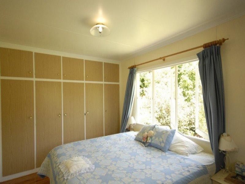 36 Hoey Street, Kearneys Spring QLD 4350