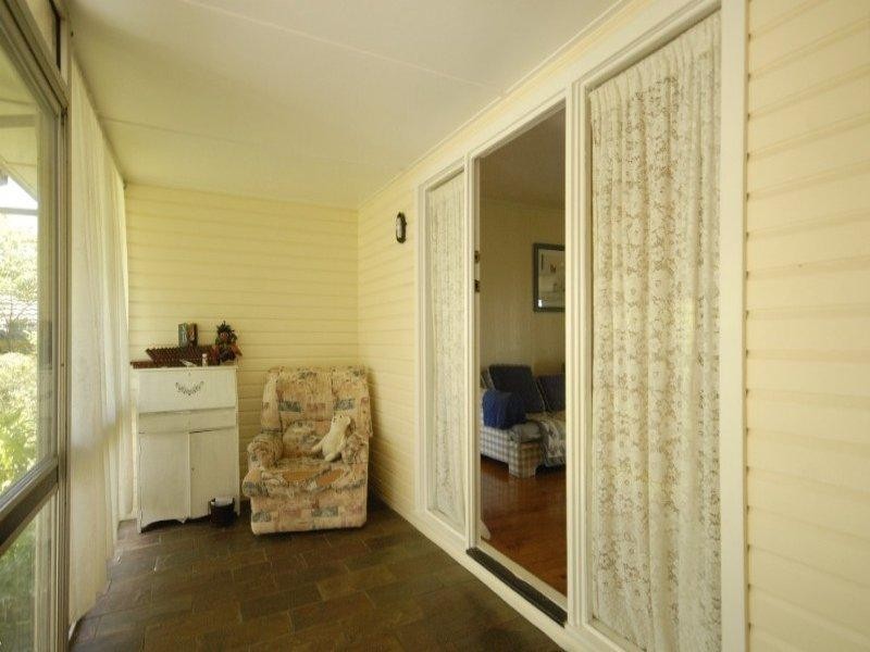 36 Hoey Street, Kearneys Spring QLD 4350
