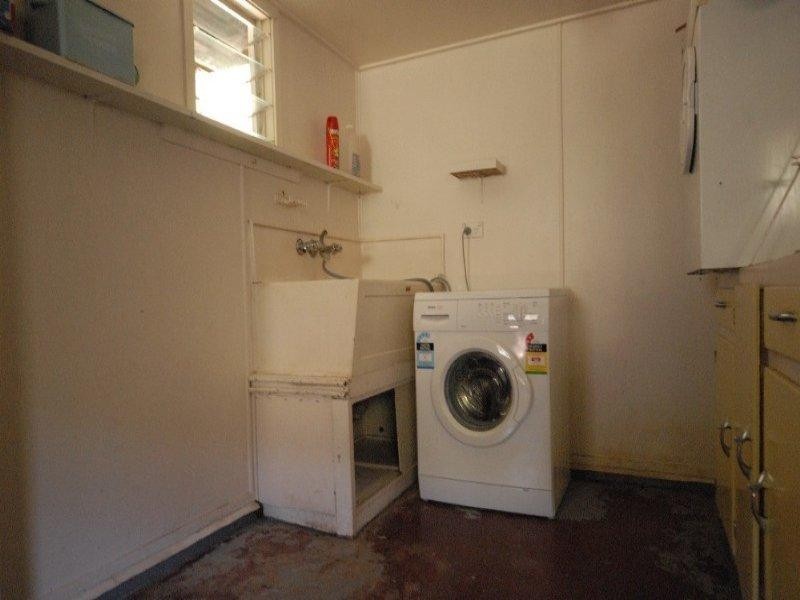 36 Hoey Street, Kearneys Spring QLD 4350