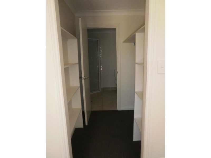 4/14 Uni Plaza Court, Kearneys Spring QLD 4350