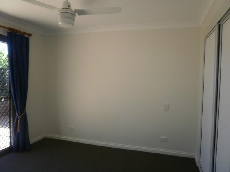 4/14 Uni Plaza Court, Kearneys Spring QLD 4350