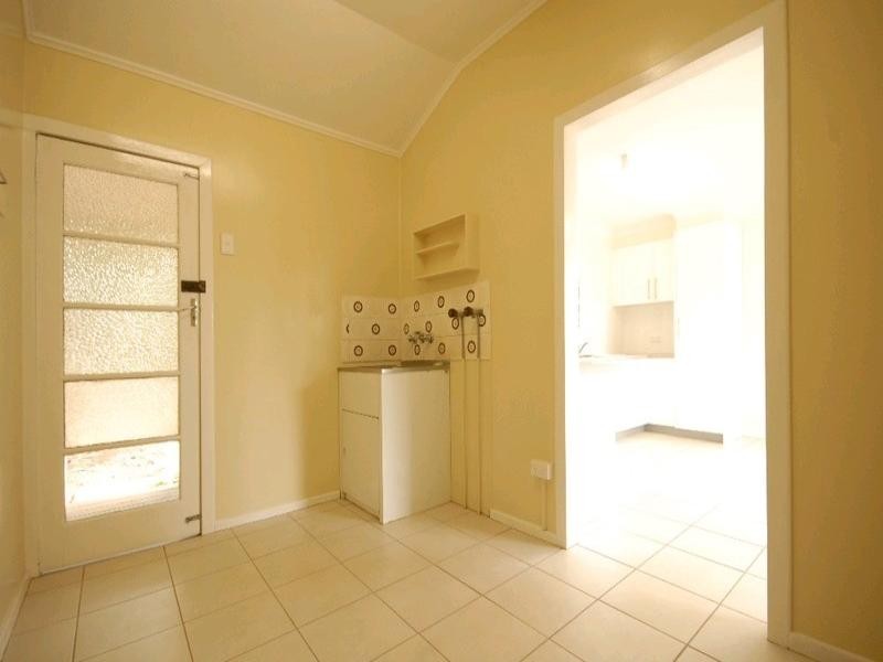 10 Seaton Street, South Toowoomba QLD 4350