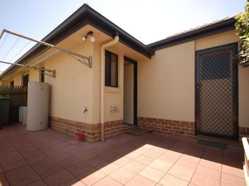 1/3 High Street, Rangeville QLD 4350