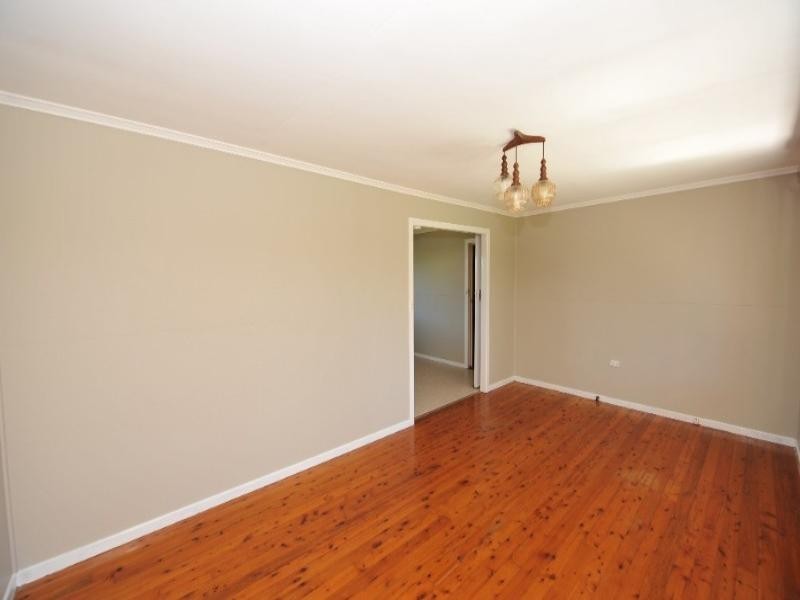 9 Brown Street, Rockville QLD 4350