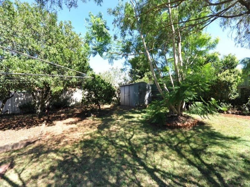 9 Brown Street, Rockville QLD 4350