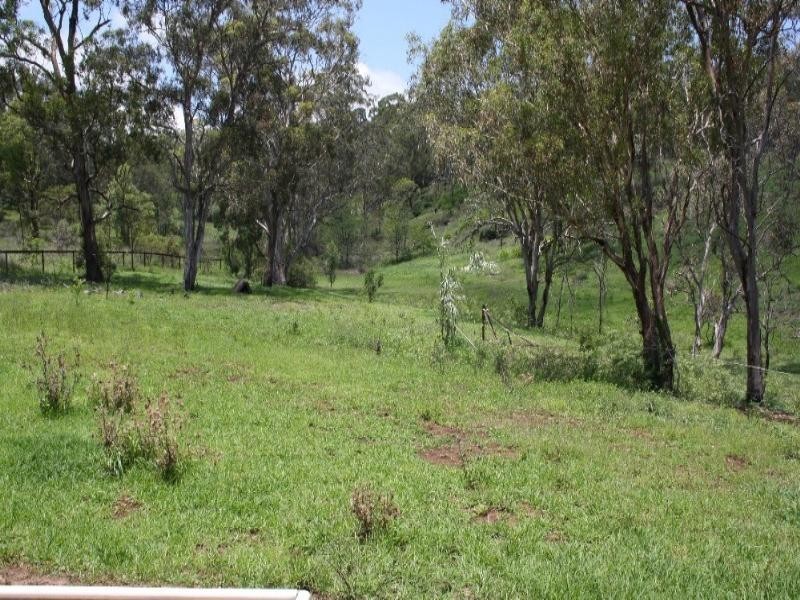 136 Handley Street, Darling Heights QLD 4350