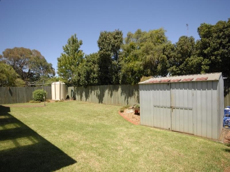 7 Ansett Court, Wilsonton QLD 4350