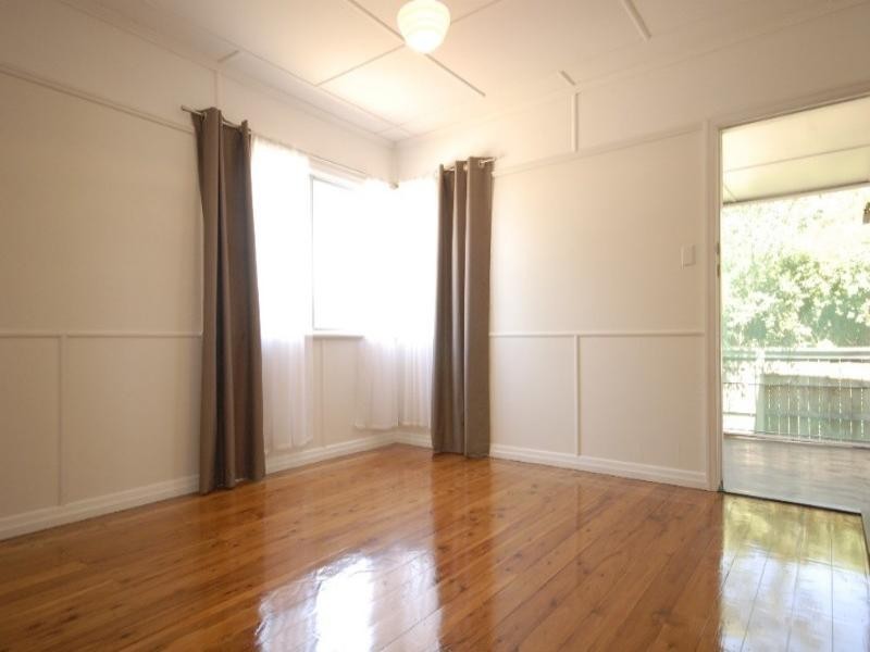 167 North Street, Rockville QLD 4350