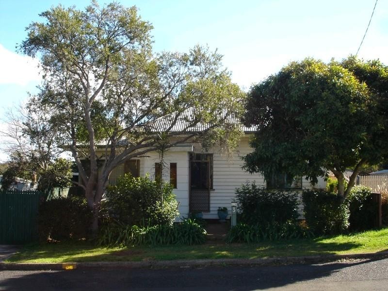 3 Partridge Street, Toowoomba QLD 4350