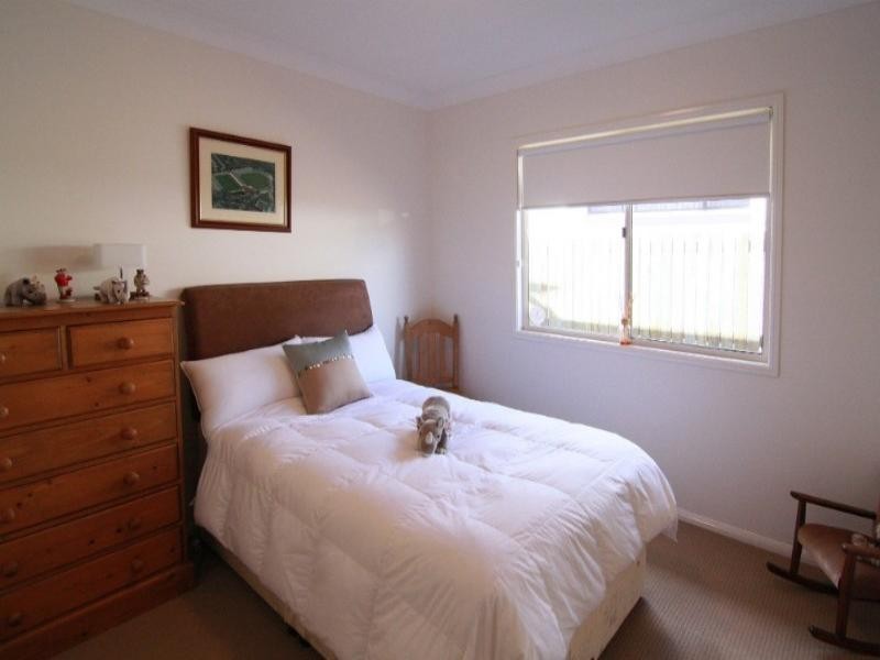 13 Dodson Crescent, Mount Kynoch QLD 4350