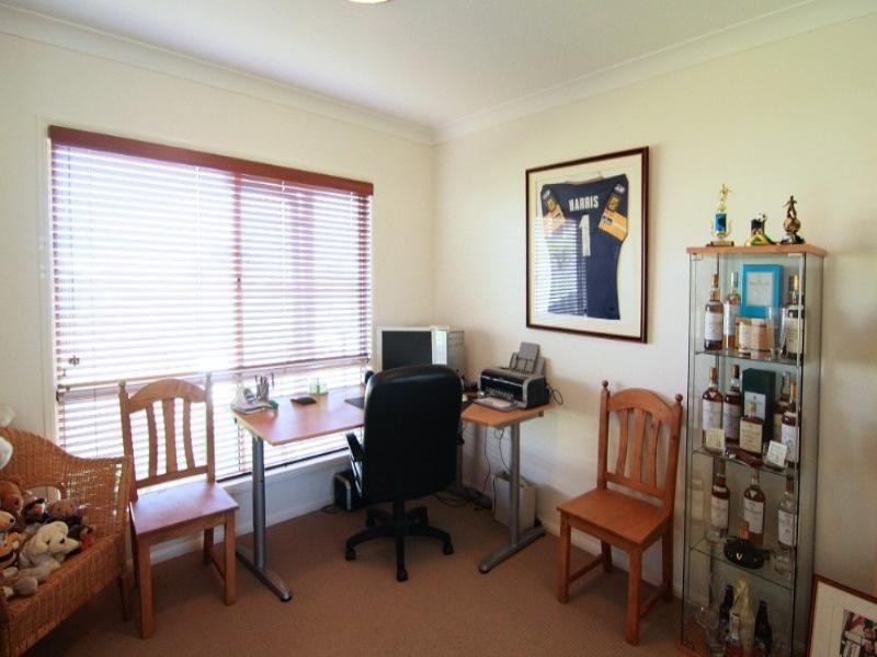 13 Dodson Crescent, Mount Kynoch QLD 4350