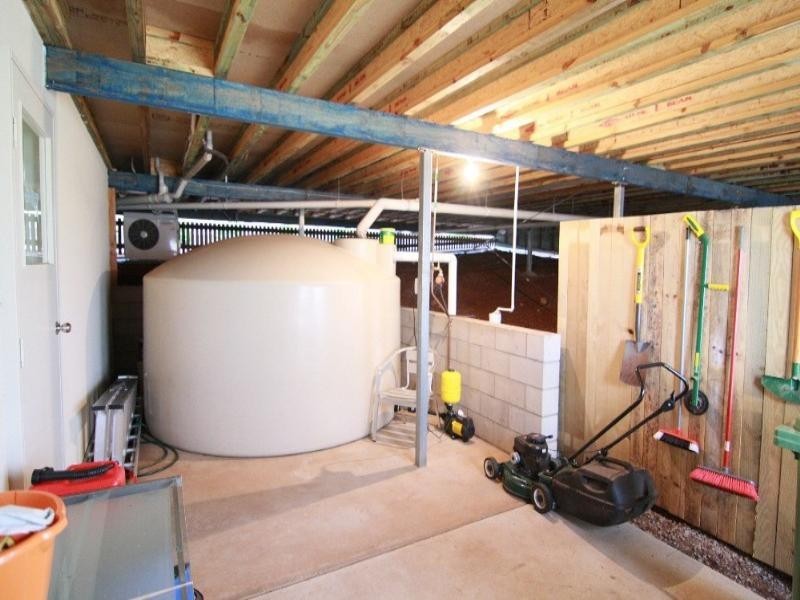 13 Dodson Crescent, Mount Kynoch QLD 4350