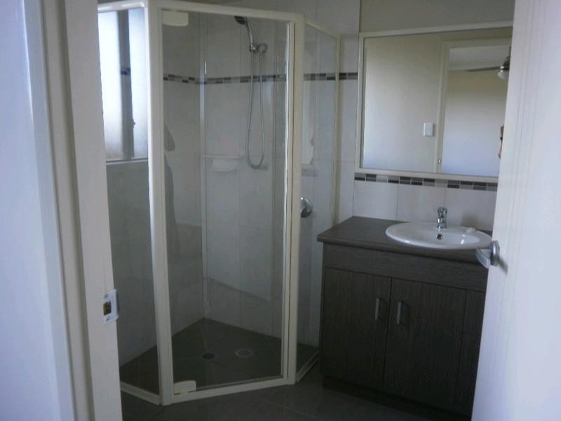 2/5 Barwick Court, Wilsonton Heights QLD 4350