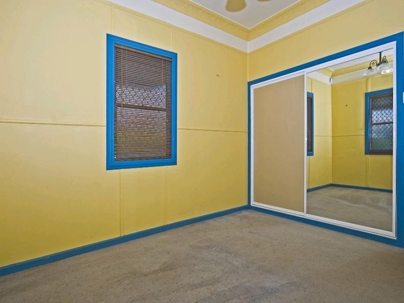 11 Hampshire Street, North Toowoomba QLD 4350