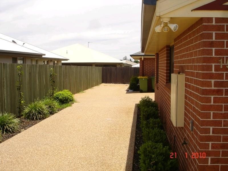 2/15 Gorman Street, Darling Heights QLD 4350