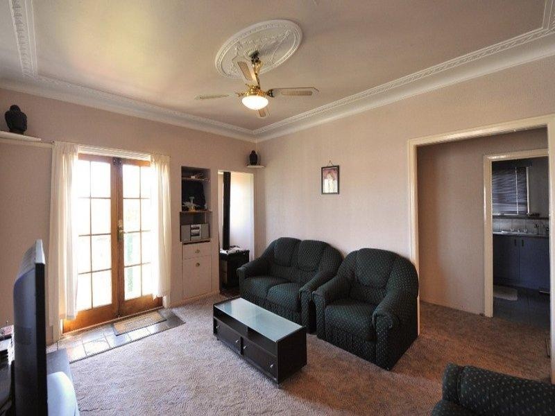 12 Braemar Street, South Toowoomba QLD 4350