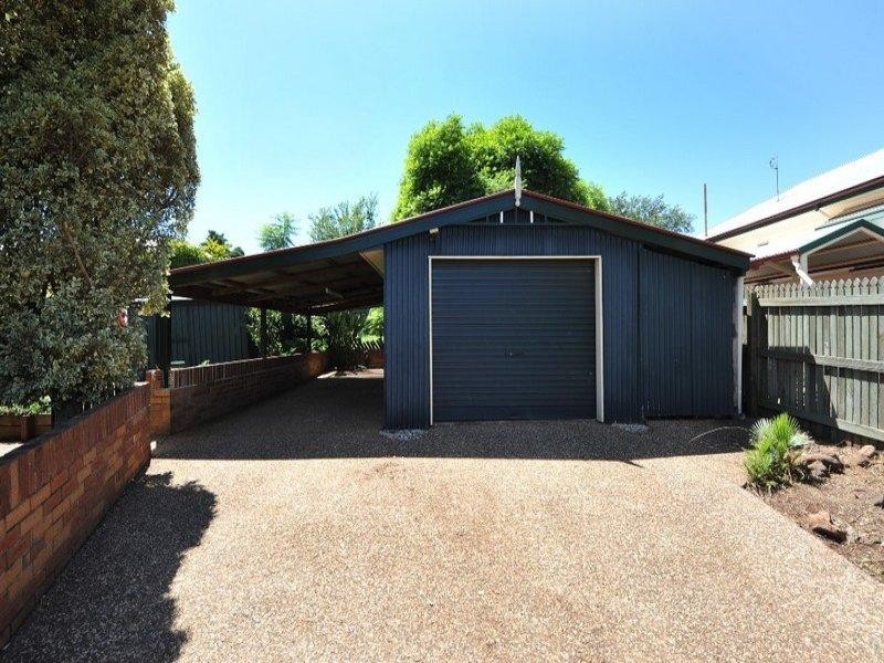 12 Braemar Street, South Toowoomba QLD 4350