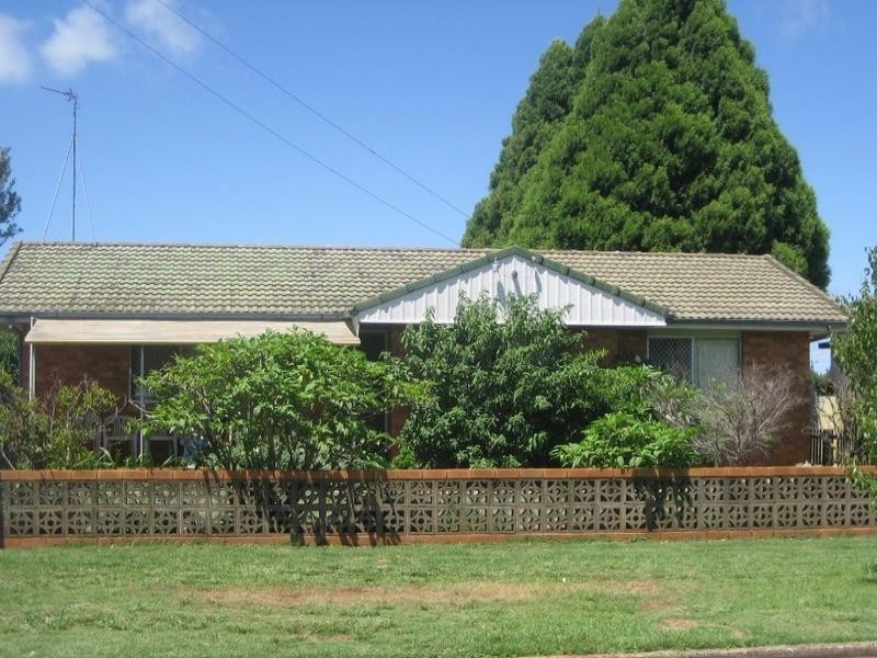 46 Shennan Street, Harristown QLD 4350