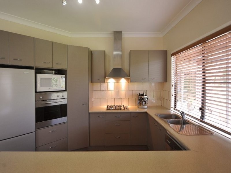 7 Debbie Court, Highfields QLD 4352