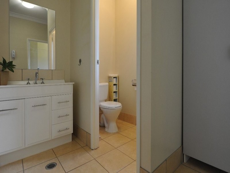 7 Debbie Court, Highfields QLD 4352