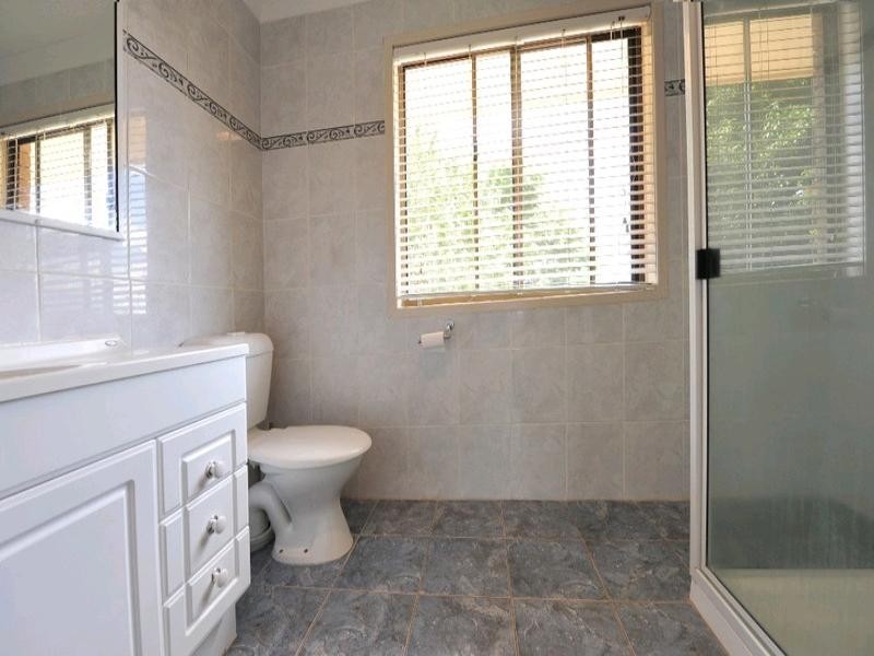 24 Horrocks Crescent, Kearneys Spring QLD 4350