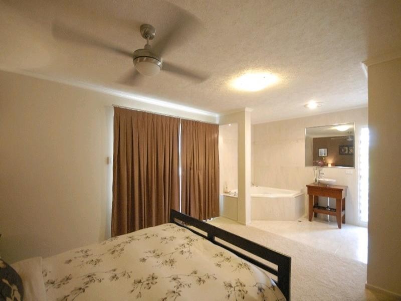 160 Hill Street, Newtown QLD 4350