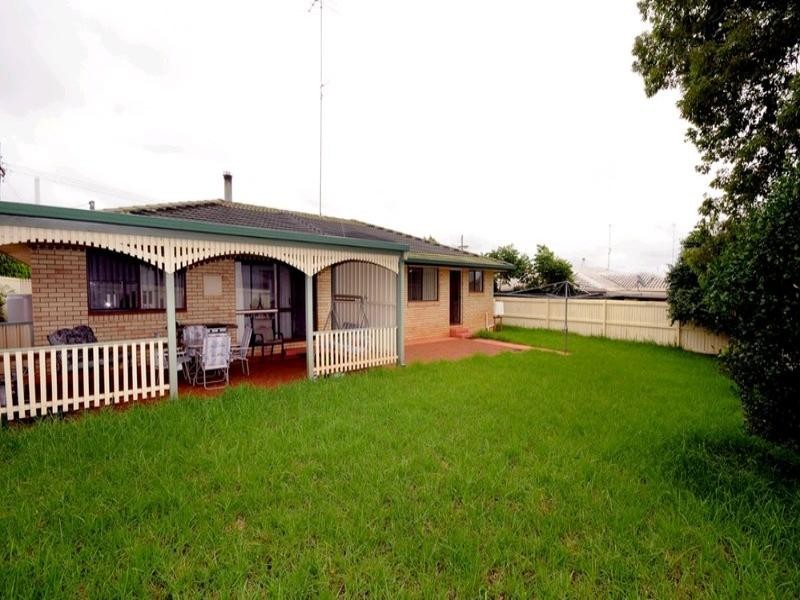 21 Hibiscus Drive, Centenary Heights QLD 4350