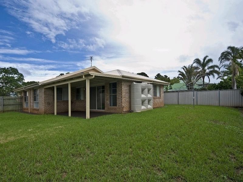 27 Bouganvillea Drive, Middle Ridge QLD 4350