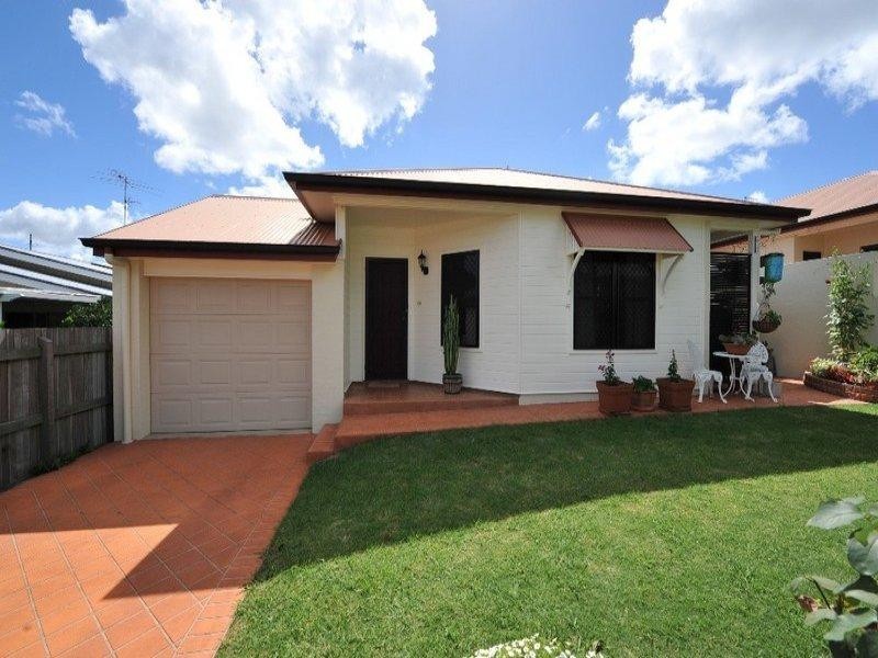 2/87c Mackenzie Street, East Toowoomba QLD 4350
