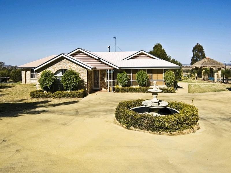 4 Sylvia Court, Toowoomba QLD 4350