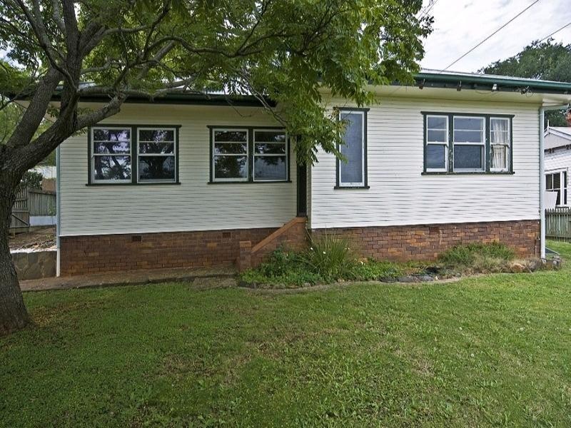 24 John Street, East Toowoomba QLD 4350