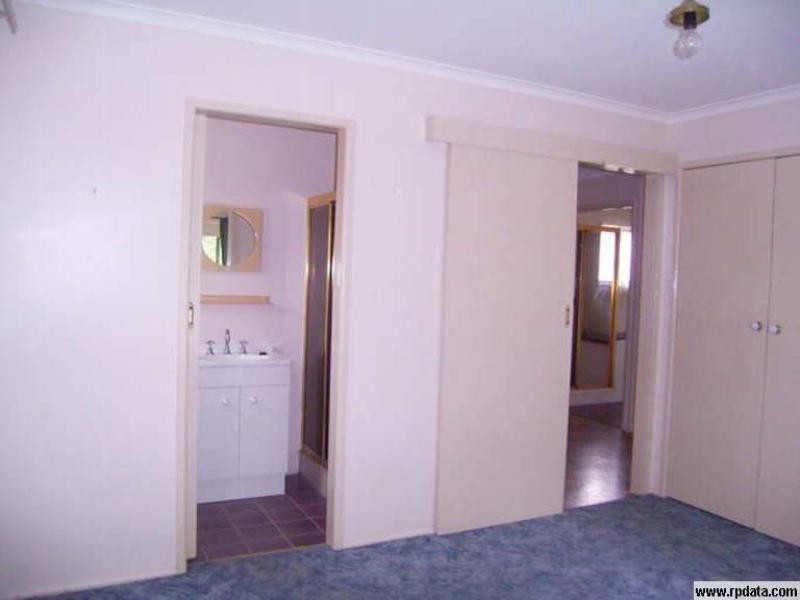 25 Wright Street, Wilsonton QLD 4350