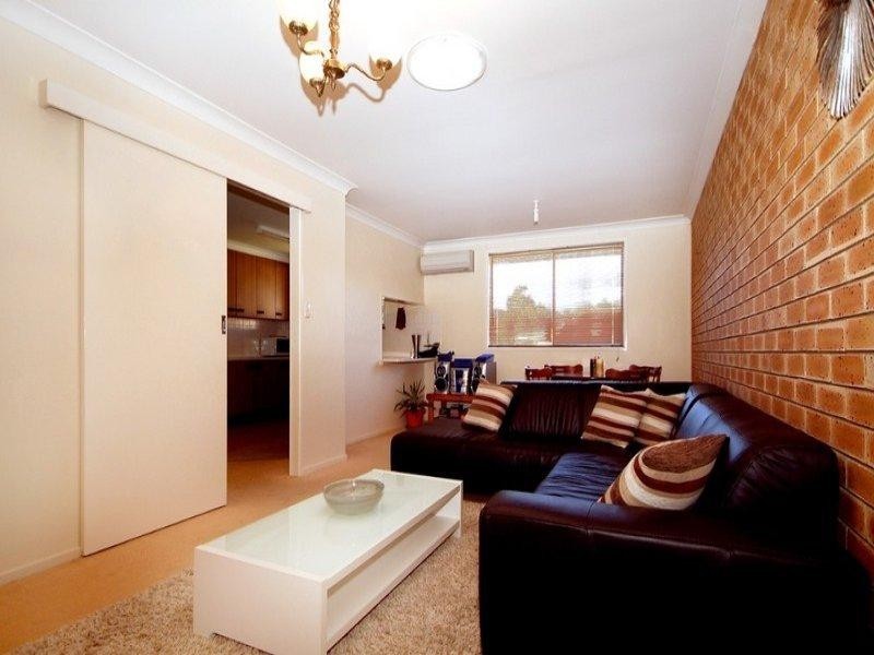 3/128 Curzon Street, Rangeville QLD 4350