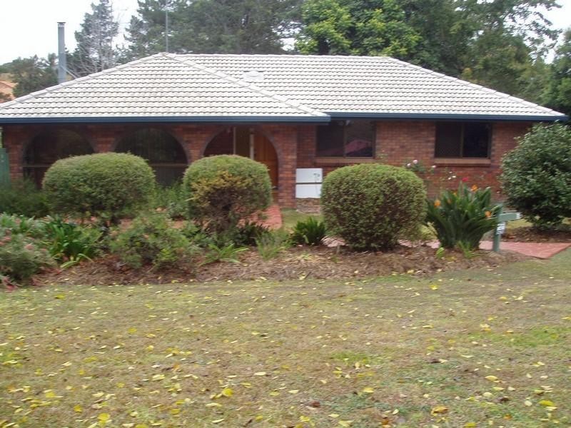 8 Messines Street, Harlaxton QLD 4350