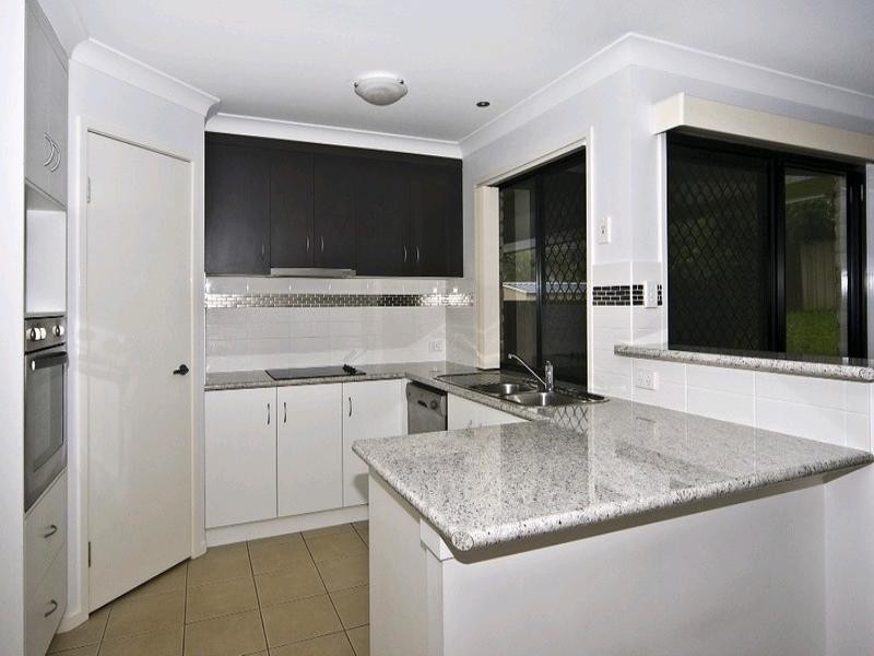 20 Mooney Street, Harlaxton QLD 4350