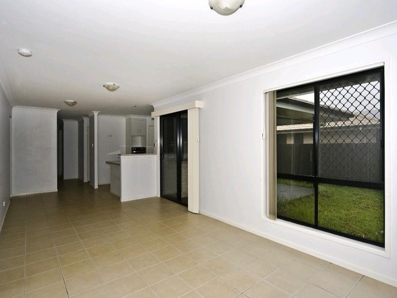 20 Mooney Street, Harlaxton QLD 4350