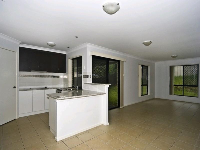 20 Mooney Street, Harlaxton QLD 4350