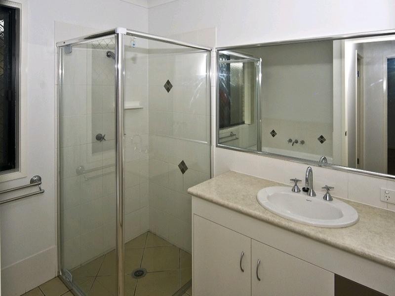 20 Mooney Street, Harlaxton QLD 4350