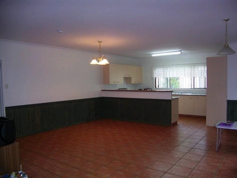 10 Ruthven Street, Harlaxton QLD 4350